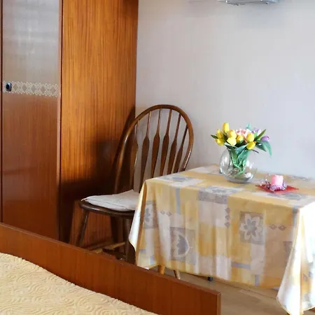 Apartment Comfortable With Balcony *