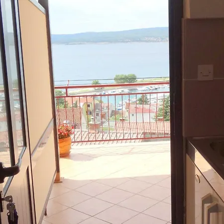 Appartamento Comfortable With Balcony Crikvenica