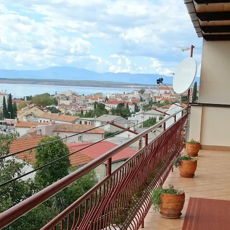 Comfortable With Balcony *